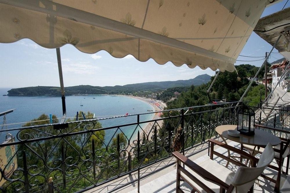 Theodora'S House Overlooking Valtos Hotel Parga Exterior photo